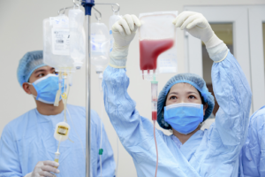 Bệnh nhân ung thư máu ghép tủy sống được bao lâu?